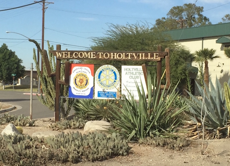 Holtville Sign